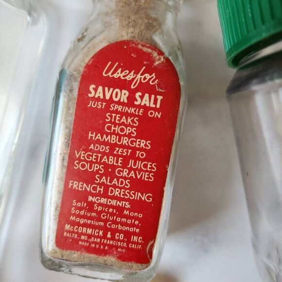 Woven wicker round basket handles various clear glass bottles vintage spice pine - Picture 7 of 11